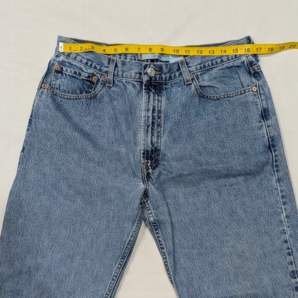 Levis levi 550
